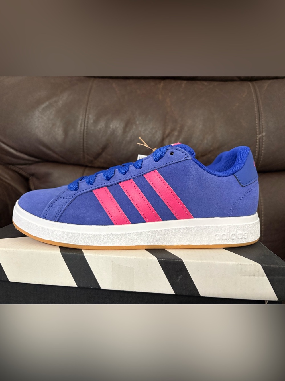 adidas grand court 00s purple Suede Sneakers with Pink Three Stripes brand new